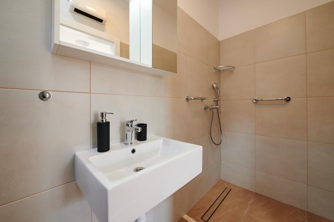Apartmani Draga Трогір Екстер'єр фото