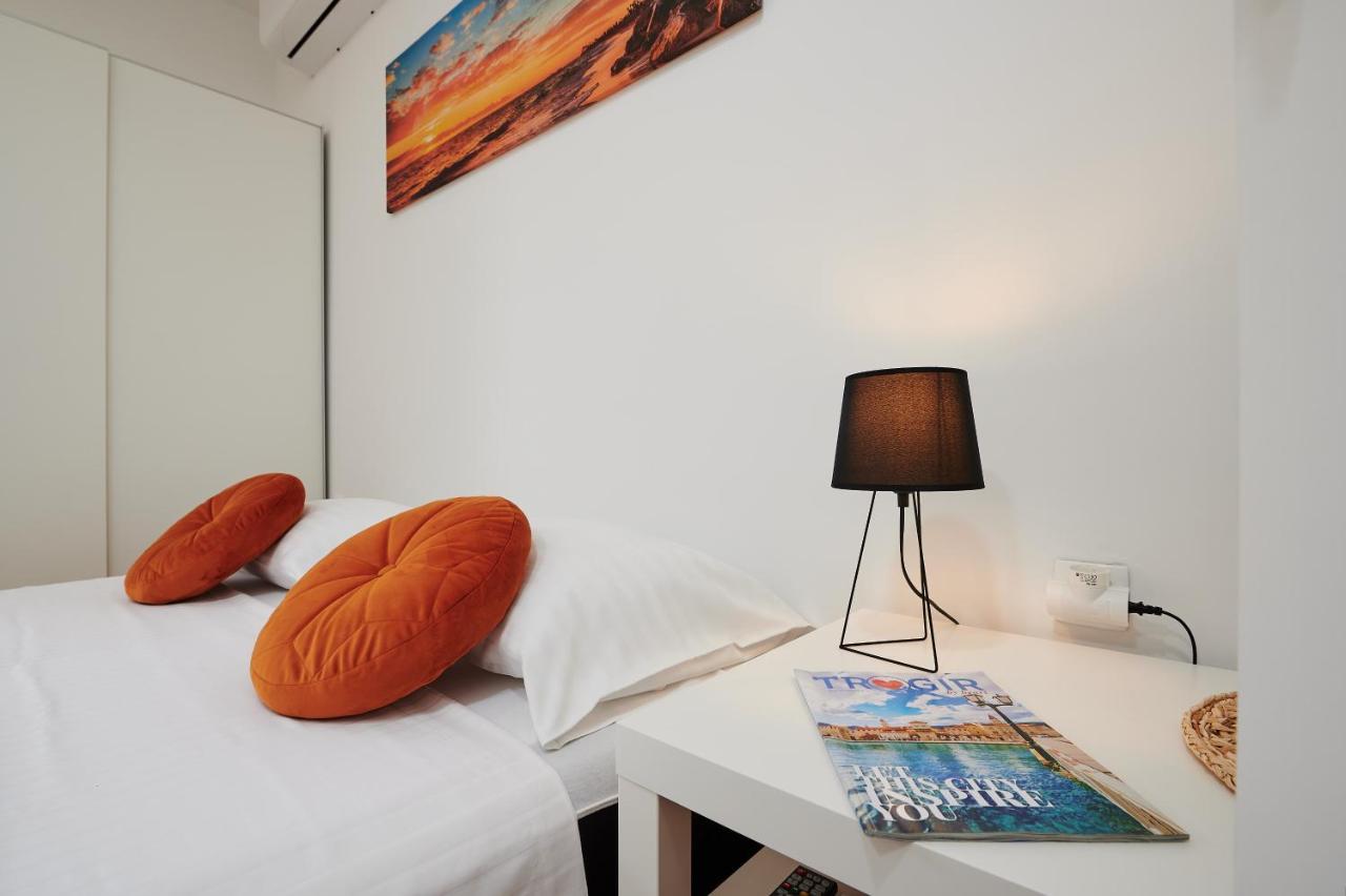Apartmani Draga Трогір Екстер'єр фото